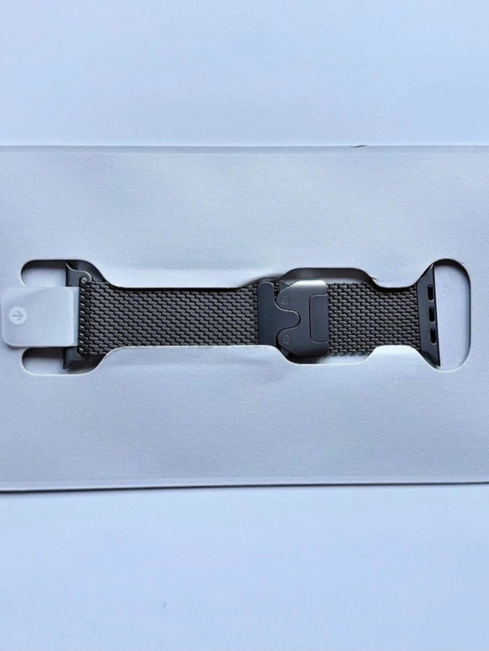 Apple Titanium Milanese Loop Titanium Band in Natural Titanium NWT